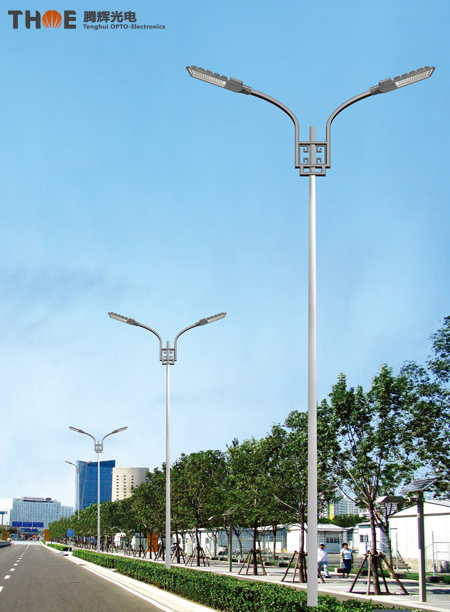 城市道路交汇LED路灯